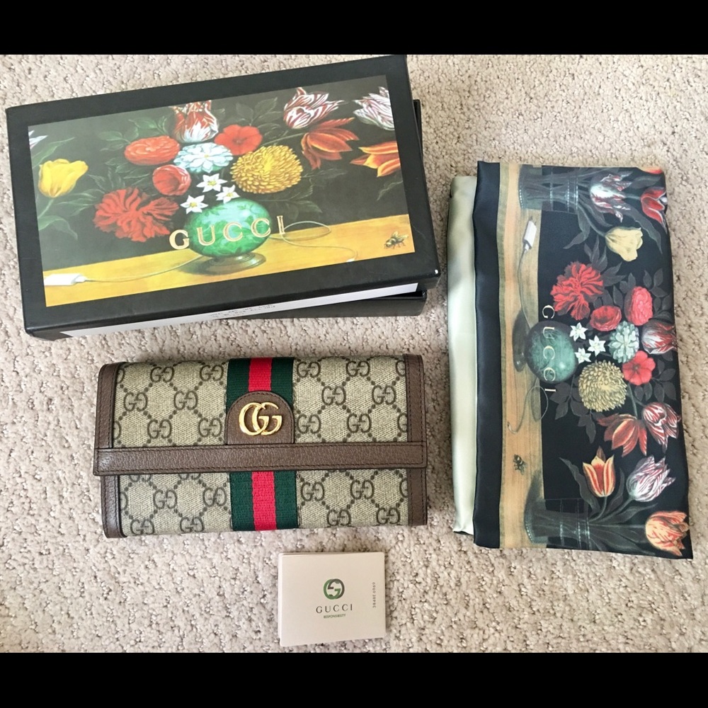 GUCCI Wallet Brand New